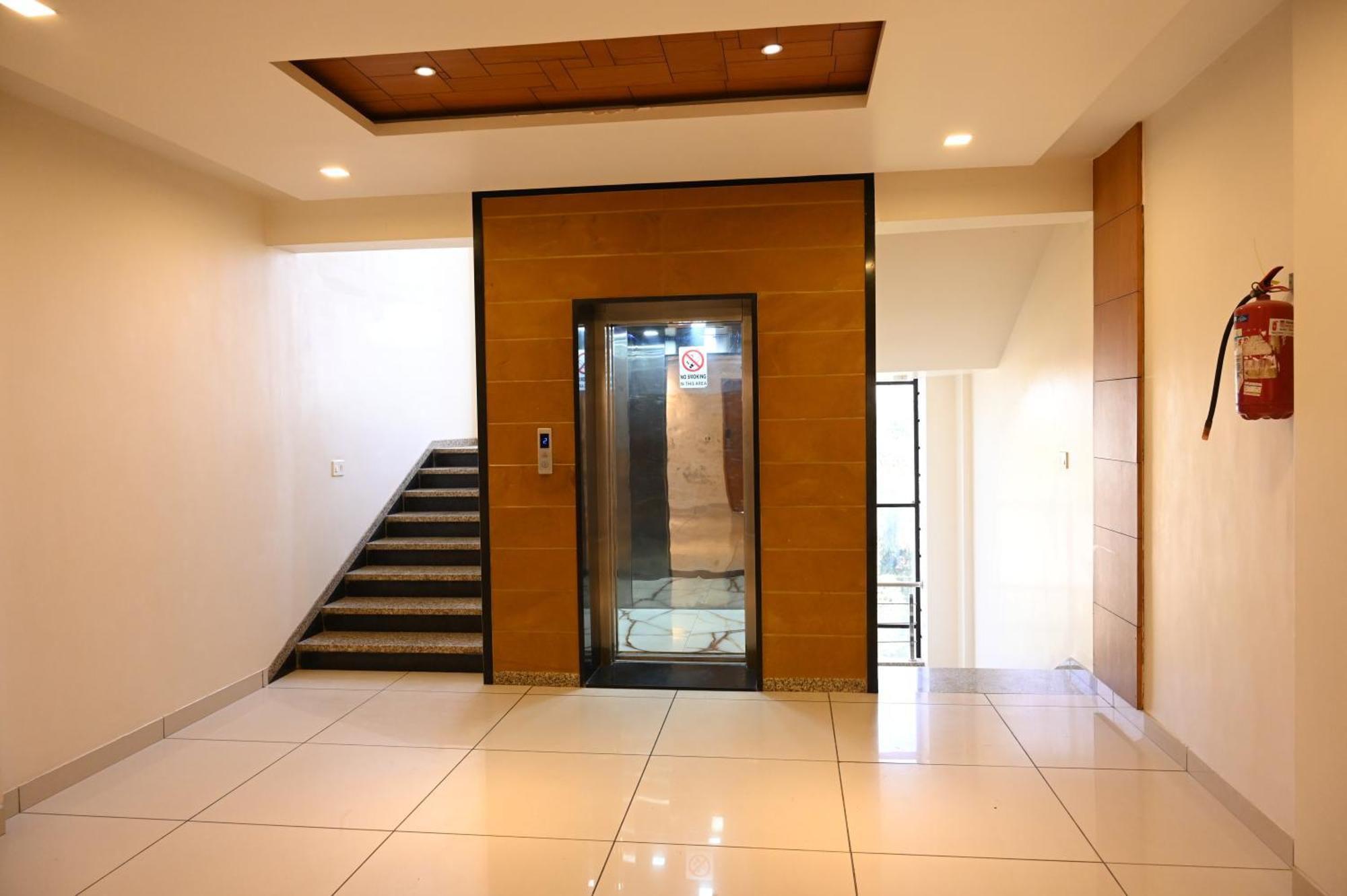 Srijan Inn Abu Road Exterior photo